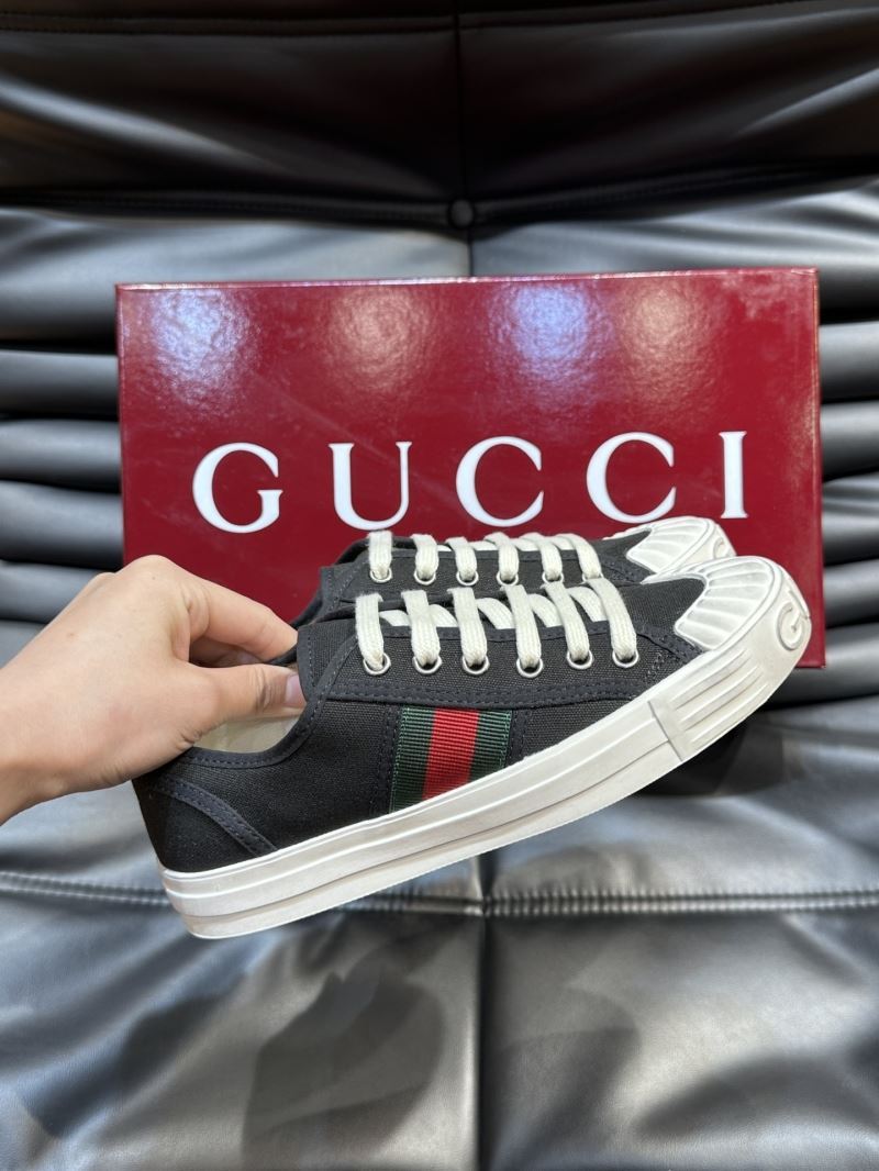 Gucci Low Shoes